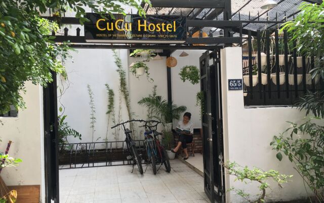 CuCu Hostel