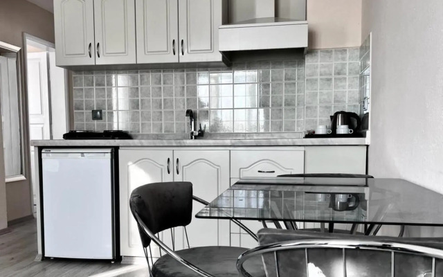 Carrington Suites Hotel