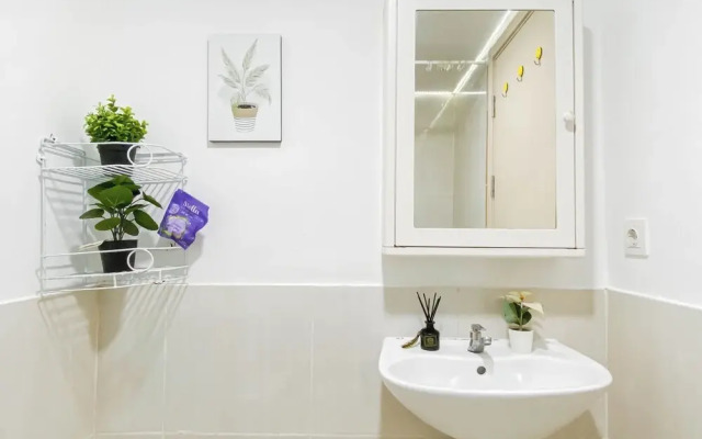 Neat Style 2Br Apartment Meikarta