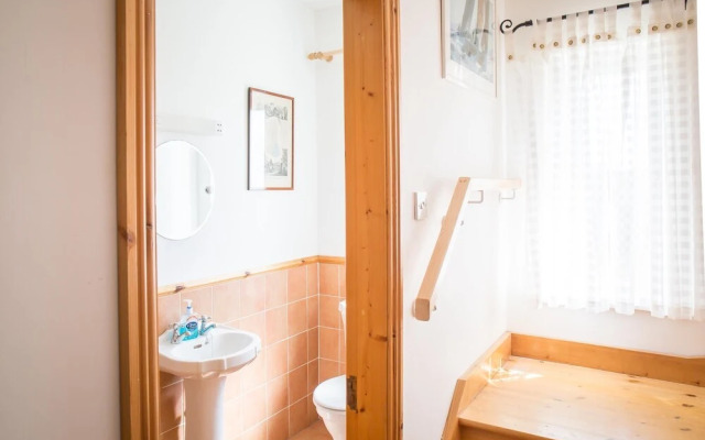 Aistara, Ballyconneely