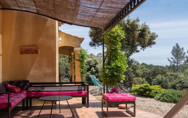 Secluded Villa in Lorgues With Private Pool
