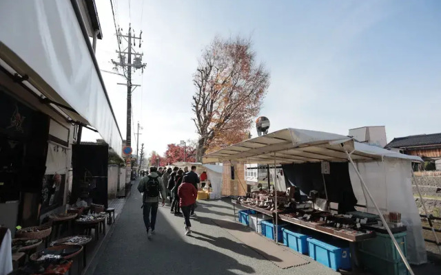 Takayama stay Kakitsubata