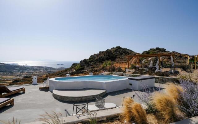 3 Paros *All Season* Villas