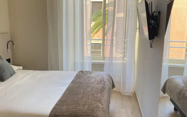 HoneyComb GuestHouse