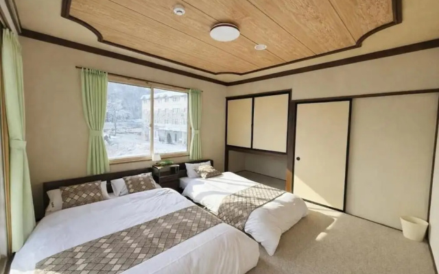 START HOUSE PIAA-Ski IN Ski OUT – Guest Rooms – Minamiuonuma