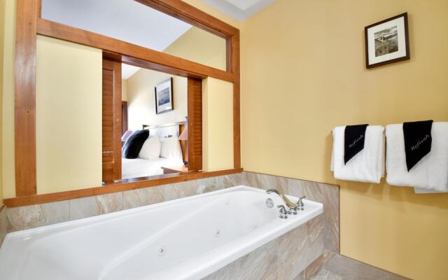 Sundial C006-005a 3BR