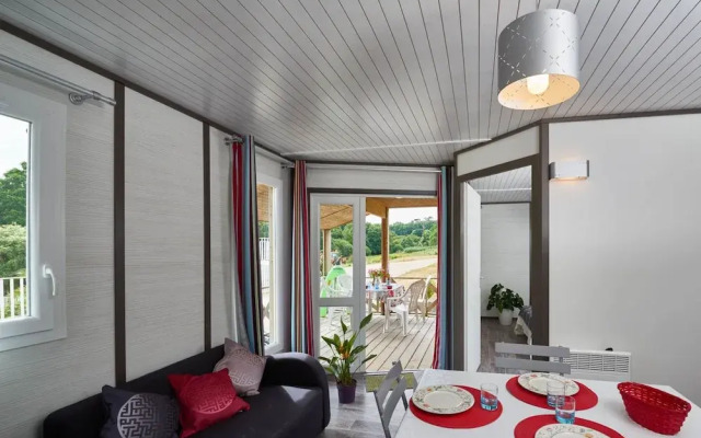 Insolites Du Camping De Trezulien