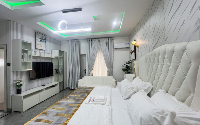 JRC Chariot Hotel