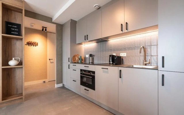 Spacious Apartment in Den Haag With View