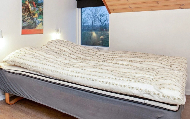 10 Person Holiday Home on a Holiday Park