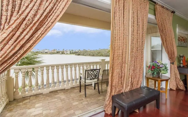 Sea Star Palace - Six Bedroom Home