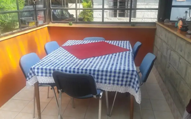 Guest House Jane Naivasha