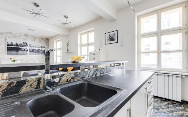 Luxury&Quiet charming 2-bedrooms Apt near river