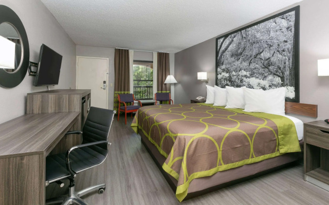 Super 8 by Wyndham Diberville Biloxi Area