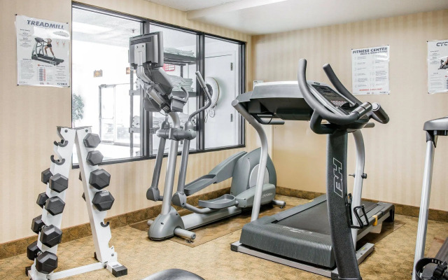 Comfort Inn & Suites Maumee - Toledo (I80-90)