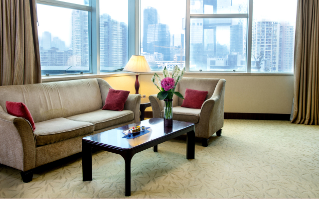 Holiday Inn Shenzhen Donghua by IHG
