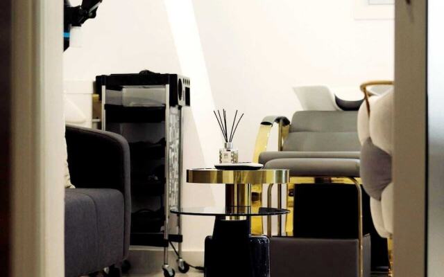 Andriana Resort & Spa