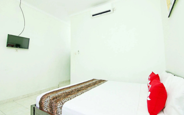 Gong Corner Guest House 2