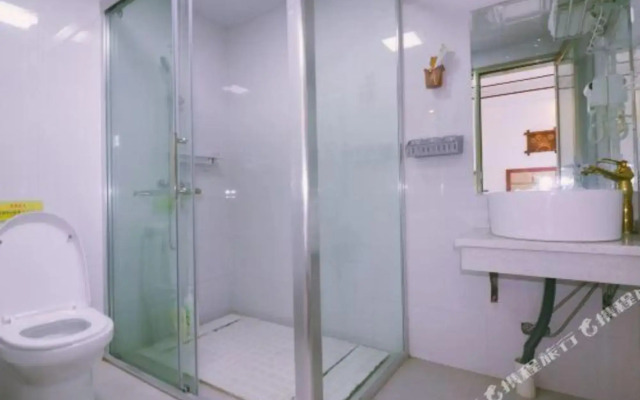 Fengyuan Yuanjiangjing Hotel