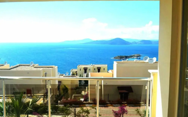 Apartment 2 Bedroom Sea View 10 by Likya Global