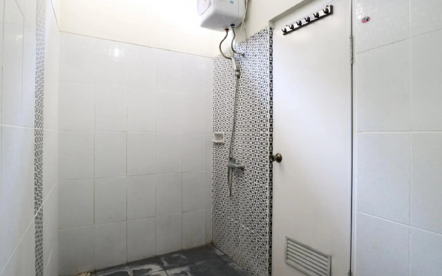 Lotus Garden Apartment