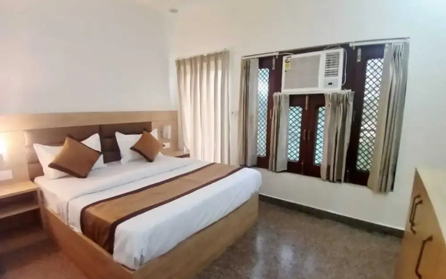 Hotel Devi Ram Atithi Bhawan Vrindavan