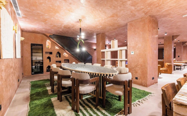 Exceptional Duplex - 6br/12p - Montorgueil