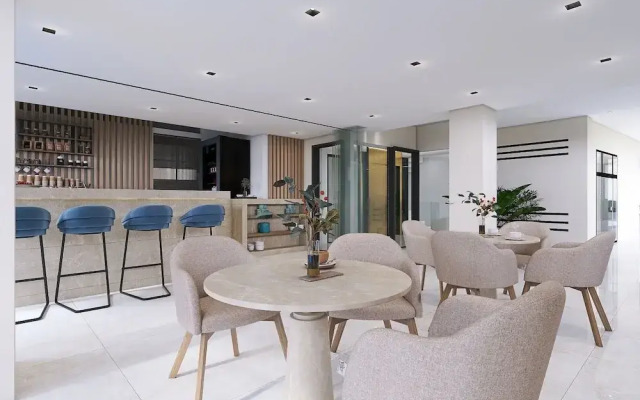 Captain Napoleon Paterakis CPN Luxurious Suites