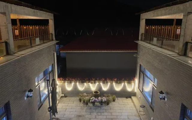 Miaofengshan Songpeng Tea House B&B