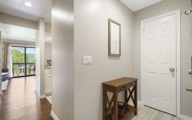 18th Fairway View - Club Amenities