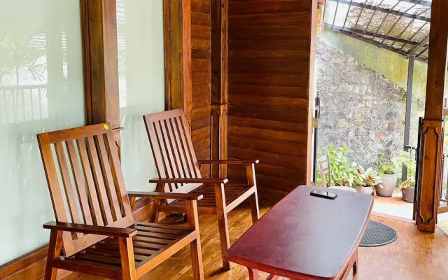 Thotupola Lakehouse