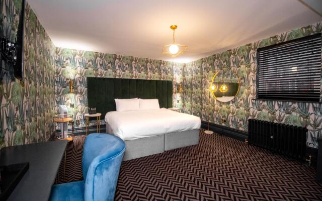 Lock & Key Hotel