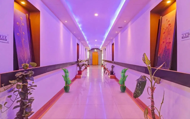 Oyo Collection O 16107 N R Residency