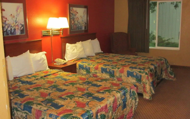 Riverside Suites