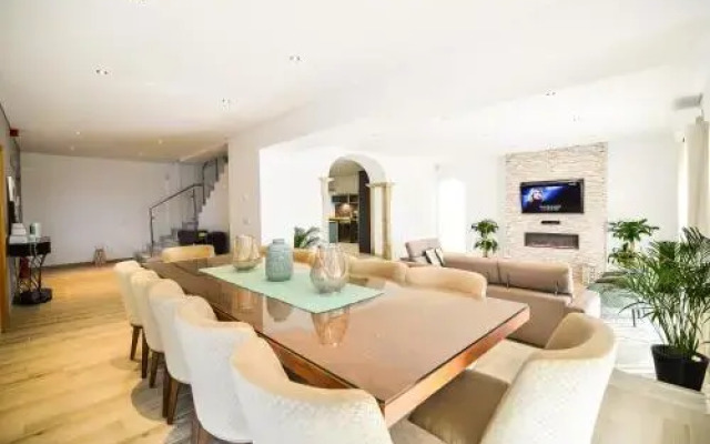 Vila Vale Mouro by OCvillas