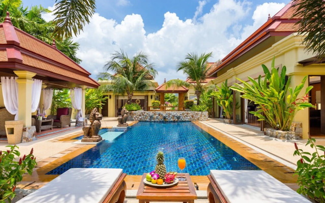Generous 6BR Balinese Pool Villa Sophia