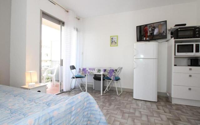 Appartement Balaruc-les-Bains, 1 pièce, 2 personnes - FR-1-553-37