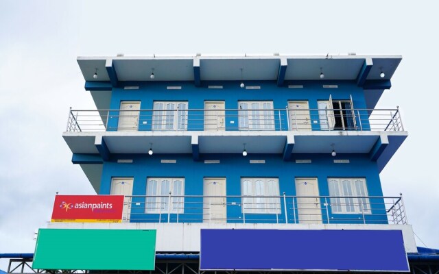 OYO 15647 River View Inn