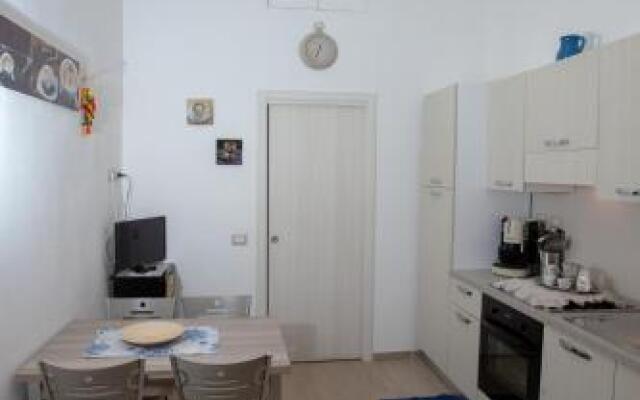 Garibaldi House Apartment