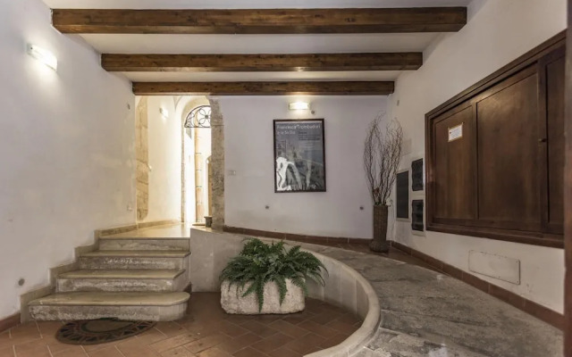 Salomone Apartment 15 With Terrace by Wonderful Italy