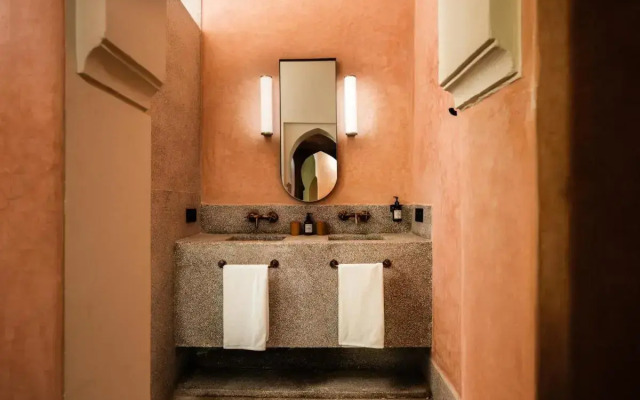 Riad Brummell Medina