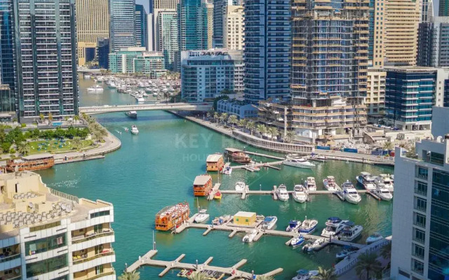 KeyHost - Studio One Dubai Marina - K1560