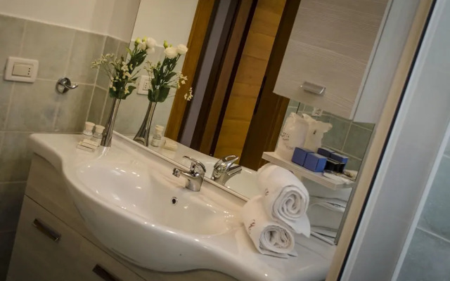 Elliot Osteria e Dormire in collina