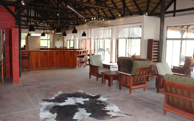 Hobatere Lodge