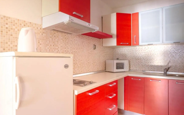 Apartments and rooms with WiFi Njivice, Krk - 5362