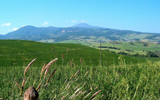 Beautiful Home in Montegiovi With Wifi and 2 Bedrooms