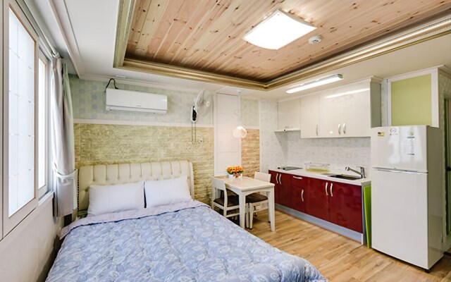 Tongyeong Ji and Park Pension