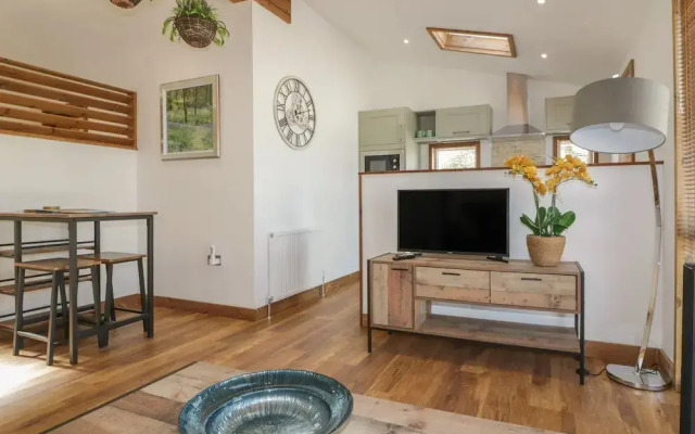 9 Meadow Retreat