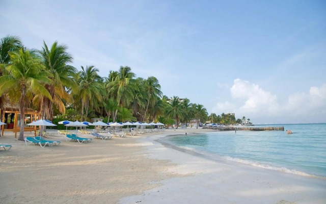Cabanas Maria del Mar