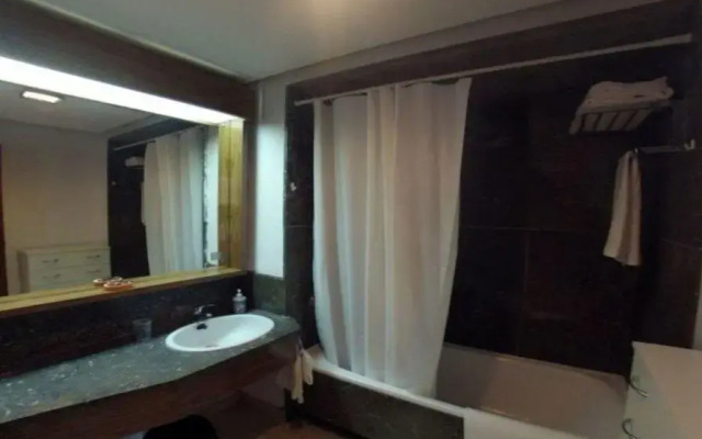 Apartment in Torremolinos - 104596